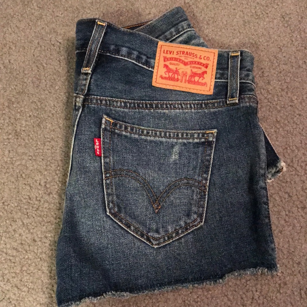 Levi Shorts